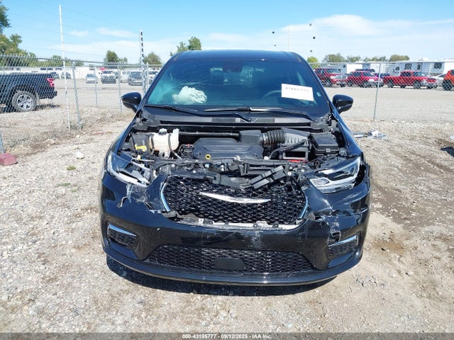 Chrysler Pacifica 2025 2C4RC1BG4SR541852 Image 12