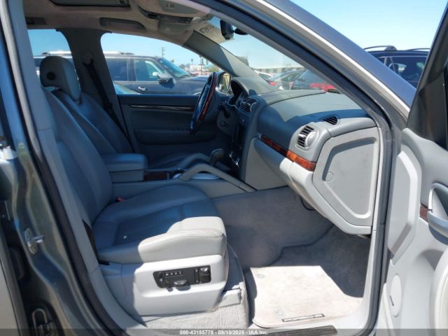 2005 PORSCHE CAYENNE WP1AB29P95LA62902 Photo 4