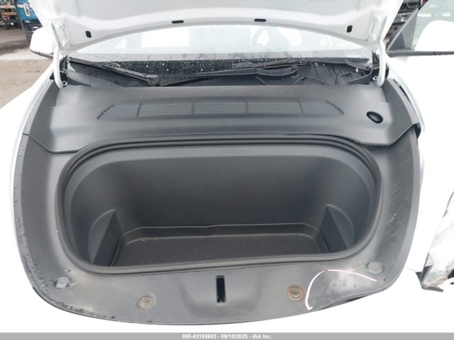 2022 TESLA MODEL Y 7SAYGDEE4NF510003 Photo 9