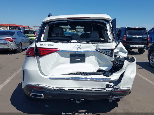 4JGFB4JB3PA949053 Mercedes-Benz m264