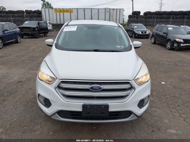 1FMCU9G93HUE88824 Ford Escape