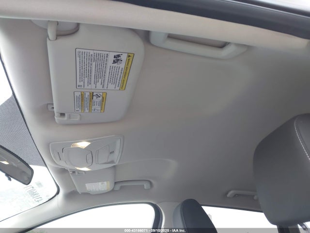 1FMCU9G93HUE88824 Ford Escape