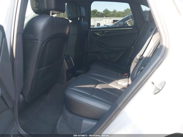 2024 PORSCHE MACAN WP1AA2A58RLB04902 Photo 7