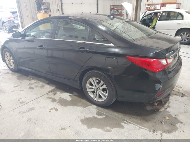 5NPEB4AC2EH940634 Hyundai gamma