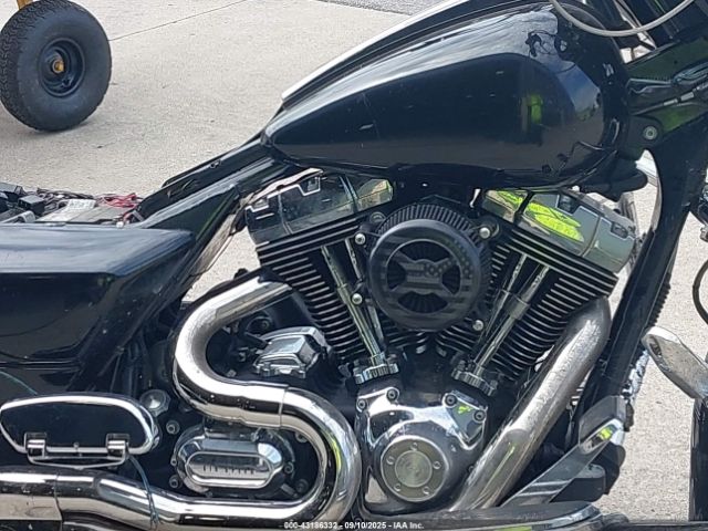 2007 HARLEY-DAVIDSON FLHX 1HD1KB41X7Y723409 Photo 7