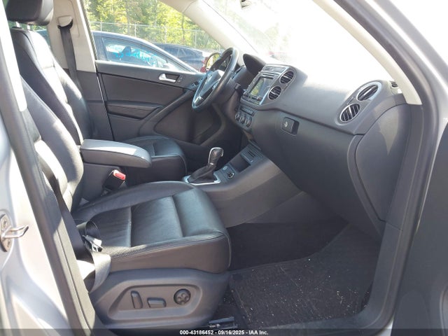WVGUV7AXXHK014863 Volkswagen 2.0 tsi