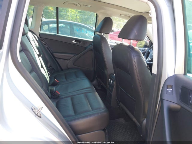 WVGUV7AXXHK014863 Volkswagen 2.0 tsi