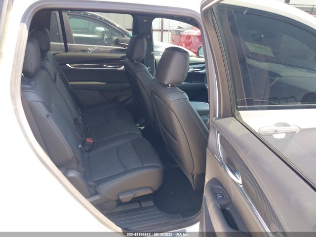 2025 CADILLAC XT6 1GYKPGRSXSZ111701 Photo 7