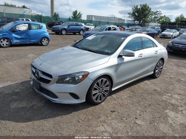 WDDSJ4GB5JN607624 Mercedes-Benz CLA-Class