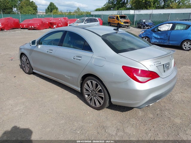 WDDSJ4GB5JN607624 Mercedes-Benz CLA-Class