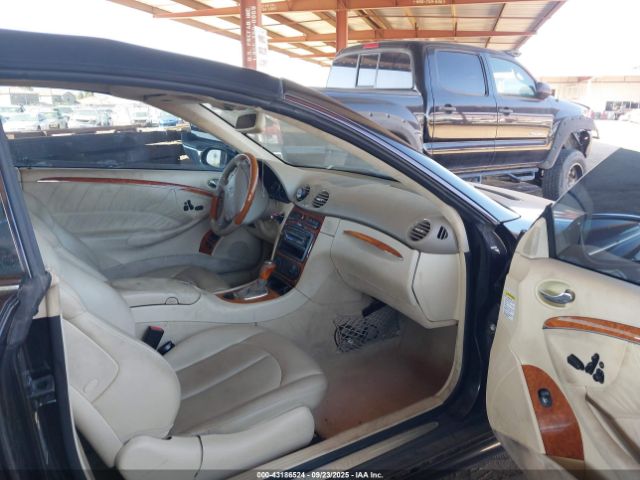2004 MERCEDES-BENZ CLK 500 WDBTK75G54T007048 Photo 4