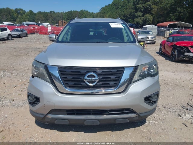 5N1DR2MM5HC663568 Nissan Pathfinder Sv
