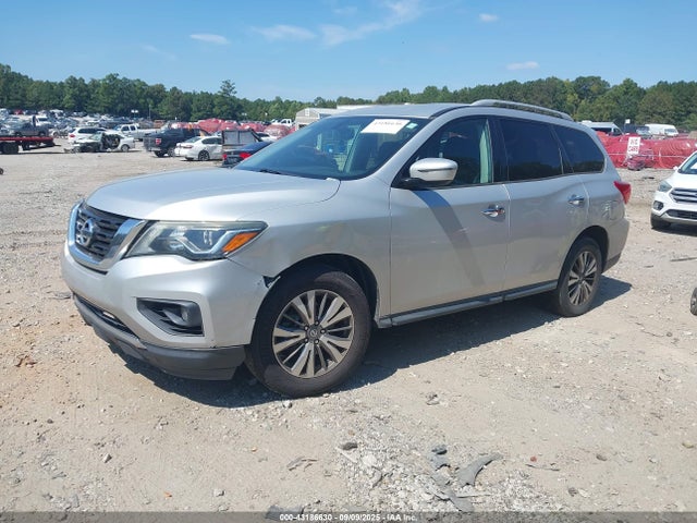 5N1DR2MM5HC663568 Nissan Pathfinder Sv