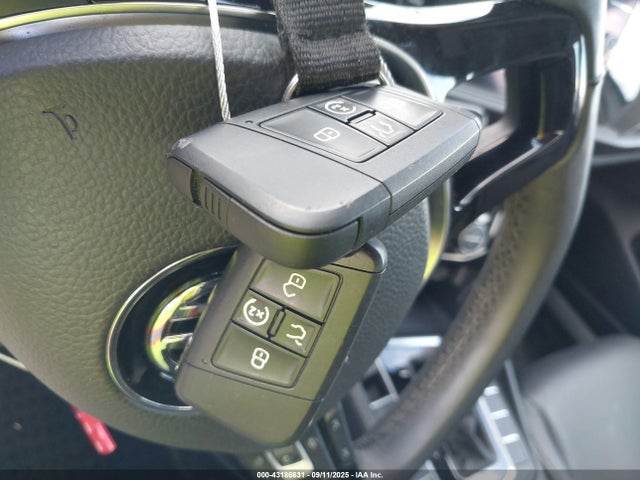 3VWE57BU8KM249630 Volkswagen 1.8 tsi