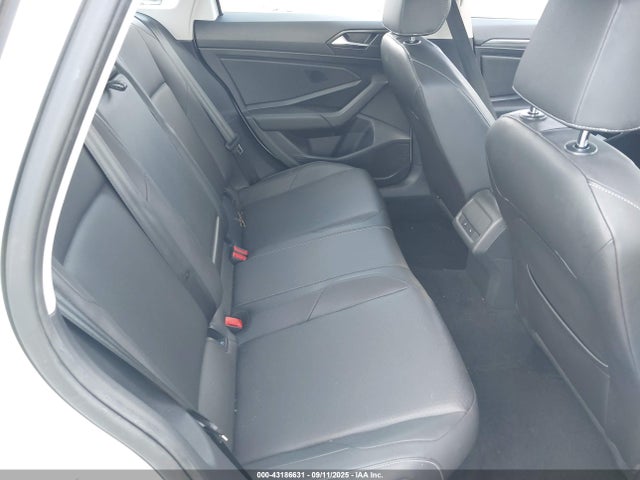 3VWE57BU8KM249630 Volkswagen 1.8 tsi