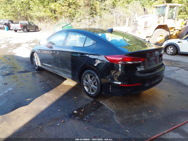 Продажа на аукционе авто 2018 Hyundai Elantra Value Edition, vin: 5NPD84LF2JH391223, номер лота: 43186640