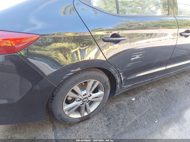 Продажа на аукционе авто 2018 Hyundai Elantra Value Edition, vin: 5NPD84LF2JH391223, номер лота: 43186640