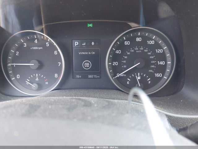 Продажа на аукционе авто 2018 Hyundai Elantra Value Edition, vin: 5NPD84LF2JH391223, номер лота: 43186640