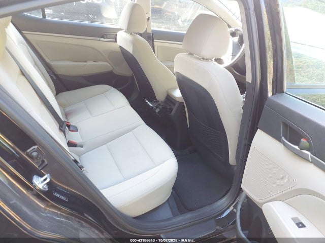 Продажа на аукционе авто 2018 Hyundai Elantra Value Edition, vin: 5NPD84LF2JH391223, номер лота: 43186640