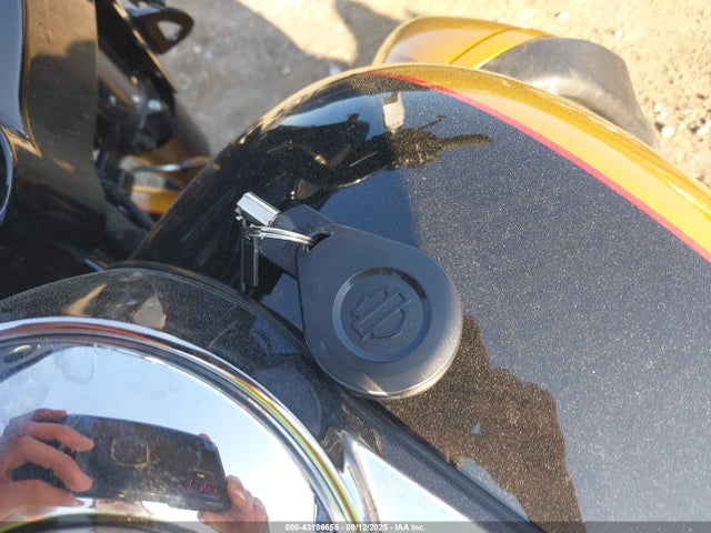 1HD1KEF19PB639518 Harley-Davidson Ultra Limited