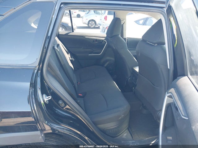 JTMMWRFV7RD219101 Toyota Rav4 Hybrid Le