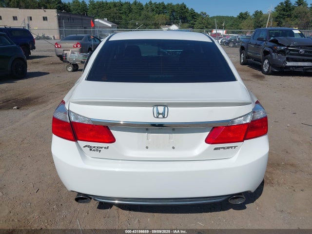 Honda k24w1 2015 1HGCR2F5XFA179931 Image 17