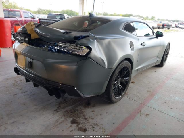 2017 CHEVROLET CAMARO 1G1FB1RX2H0105606 Photo 3