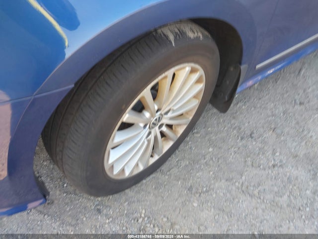 1VWBT7A31GC021267 Volkswagen Passat