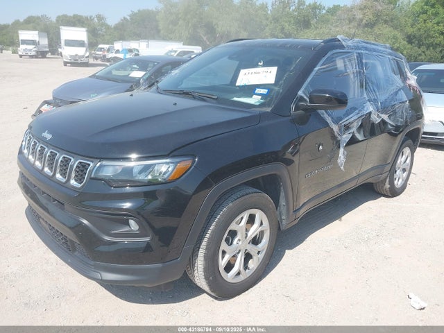 Jeep Compass 2024 3C4NJDBN1RT119212 Image 2