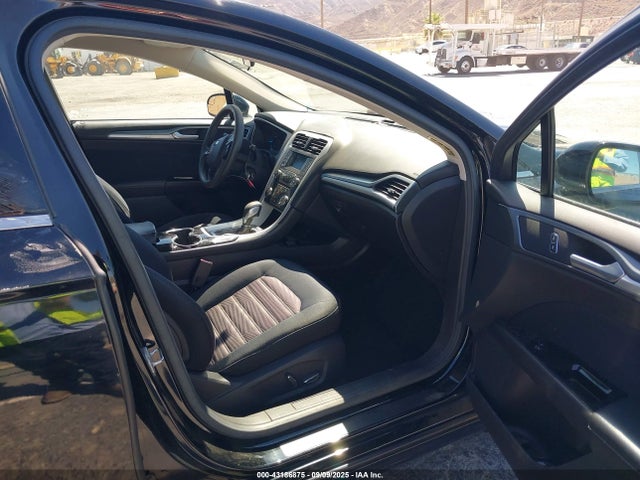 Ford 2016 2016 3FA6P0H74GR106569 Image 5