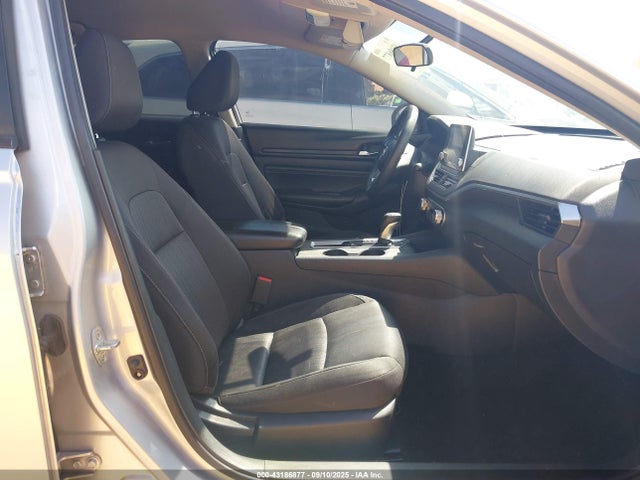 Nissan 2019 2019 1N4BL4BV8KC146038 Image 5
