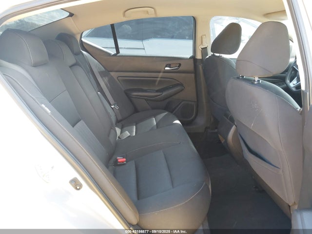 Nissan 2019 2019 1N4BL4BV8KC146038 Image 8