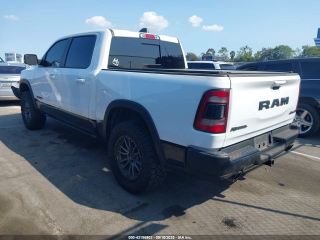 2020 RAM 1500 1C6SRFLT5LN214584 Photo 2