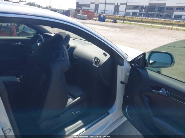 2016 AUDI S5 WAUC4AFR8GA021984 Photo 4