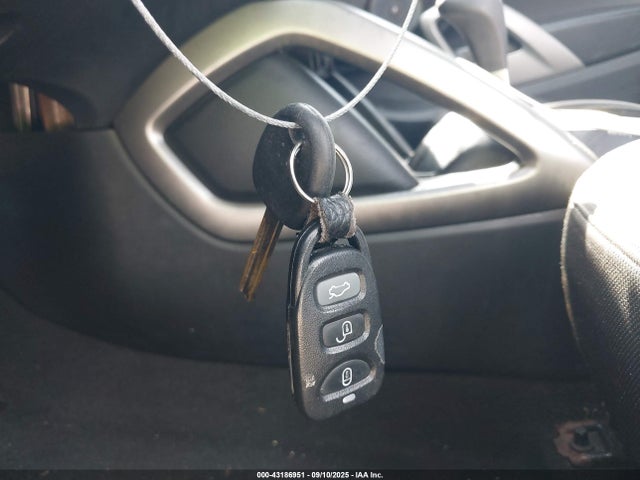 Aukcja sprzedaży 2015 Hyundai Veloster, vin: KMHTC6AD3FU239404, numer aukcji: 43186951