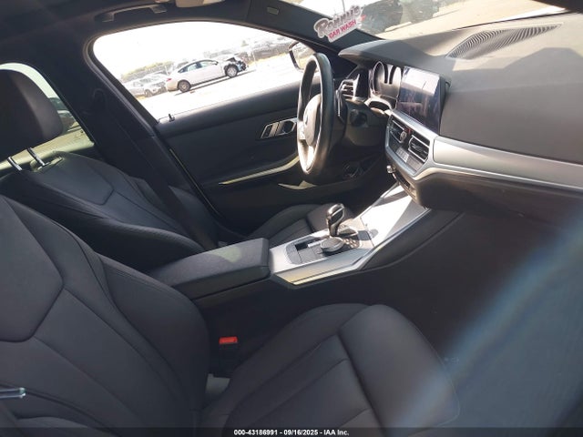 3MW5R1J09L8B41804 BMW 330I