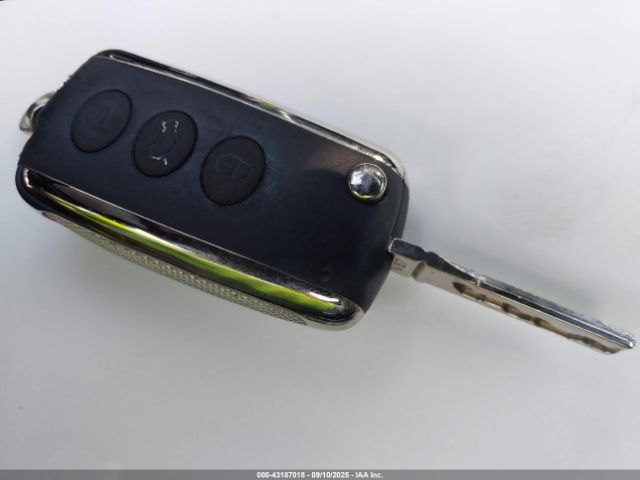 2018 BENTLEY FLYING SPUR SCBEH9ZA4JC067959 Photo 10