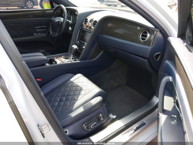 2018 BENTLEY FLYING SPUR SCBEH9ZA4JC067959 Photo 4