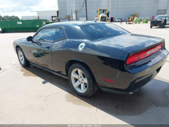2013 DODGE CHALLENGER 2C3CDYAG7DH591414 Photo 2