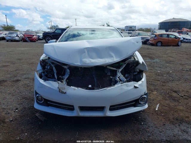 4T1BF1FK0EU789185 Toyota Camry Se/se Sport
