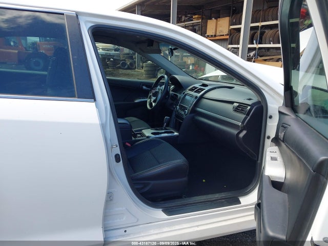 4T1BF1FK0EU789185 Toyota Camry Se/se Sport