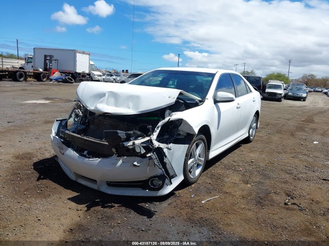 4T1BF1FK0EU789185 Toyota Camry Se/se Sport
