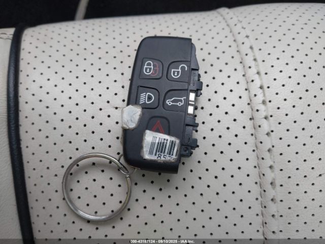 2015 JAGUAR XJ SAJWJ2GD8F8V88611 Photo 10