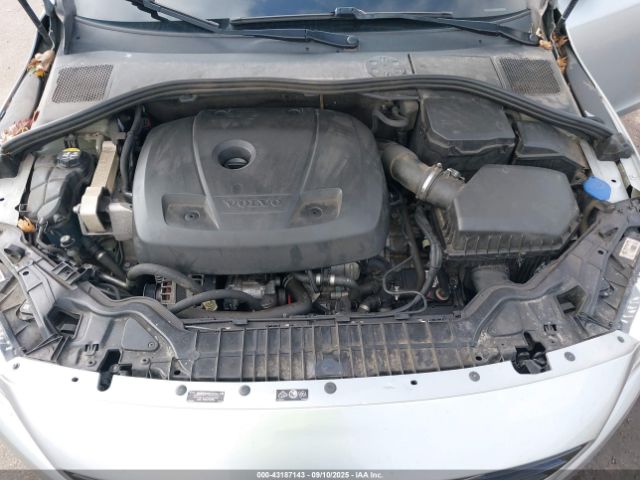 2017 VOLVO S60 YV140MTLXH2435391 Photo 9