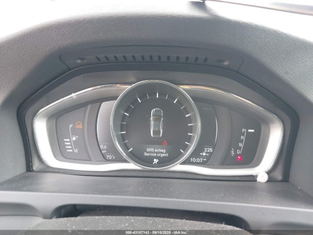 2017 VOLVO S60 YV140MTLXH2435391 Photo 6
