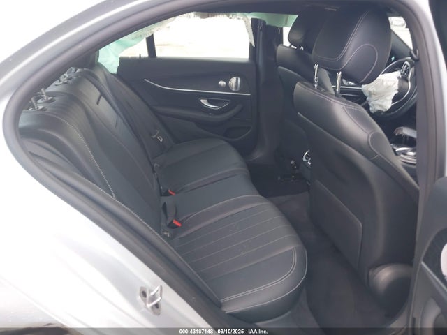 W1KZF6JB9LA804455 Mercedes-Benz m276