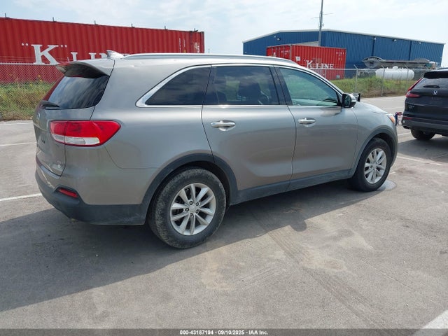 5XYPG4A39HG267511 KIA 2017