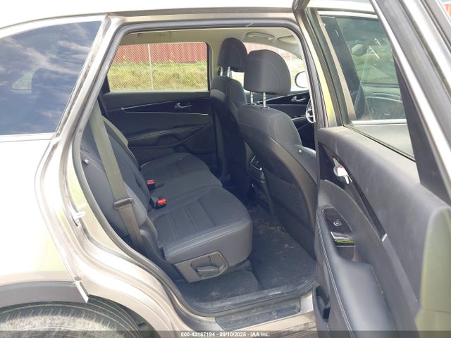 5XYPG4A39HG267511 KIA 2017