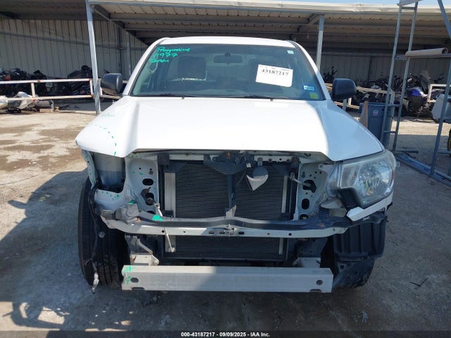 5TFNX4CN9EX033321 Toyota 2tr-fe