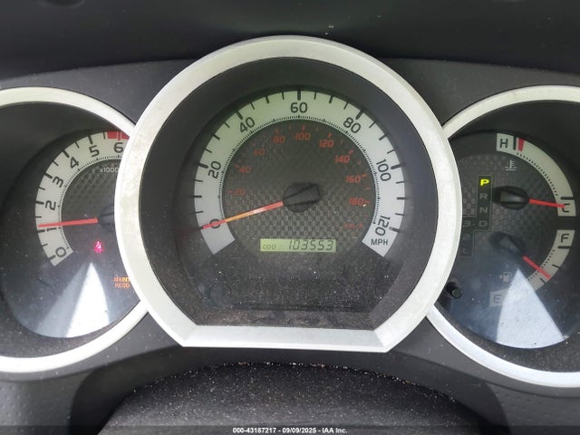 5TFNX4CN9EX033321 Toyota 2tr-fe